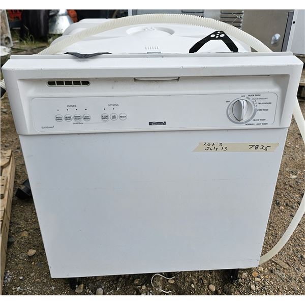 Kenmore Dishwasher Model# 665.16992400 - Untested