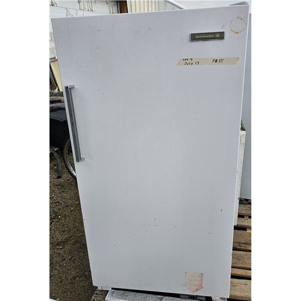 Kelvinator Freezer - Untested