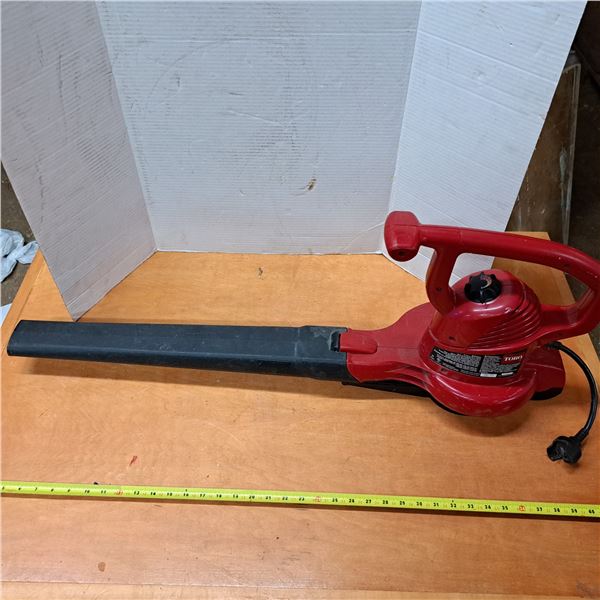 Red toro corded leaf blower