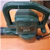 Image 2 : Green black and decker leaf blower