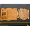 Image 1 : Wood toilet seat and cork boards