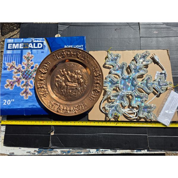 Rope light motif and copper colered plate