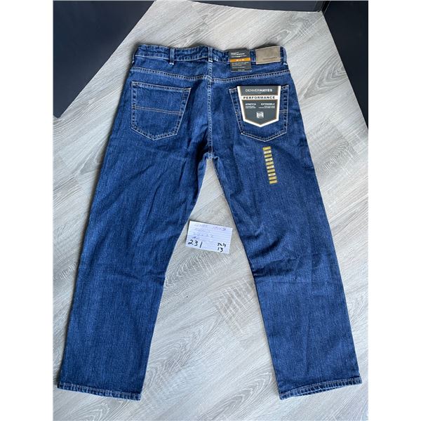 Denver Hayes - Mens 36 x 28 - new