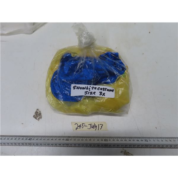 disney snowhite size 3X costume