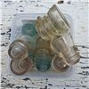 Image 1 : Glass insulators