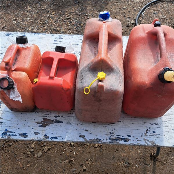 4 jerry cans