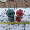 Image 1 : 2 coleman gas lamps- 1 has no glass