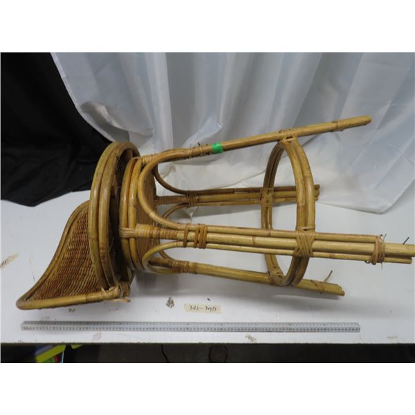 vintage wooden/straw chair