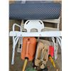 Image 3 : Jerry Cans/Bath Chair/Rubber Mat
