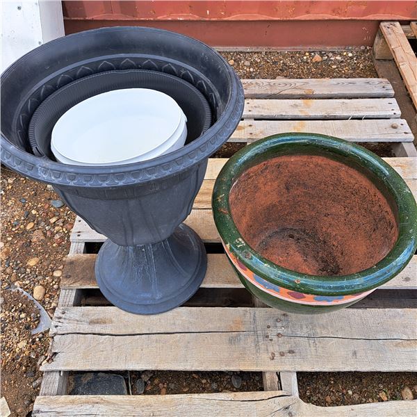 3 flower pots, 1 ceramic and 2 plastic