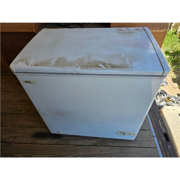 Danby Chest Freezer Model# DCF550W - Untested