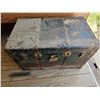 Image 2 : Antique Trunk Full of Vintage & New Christmas Decorations