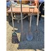 Image 1 : Shovel/Pitch Forks/Broom