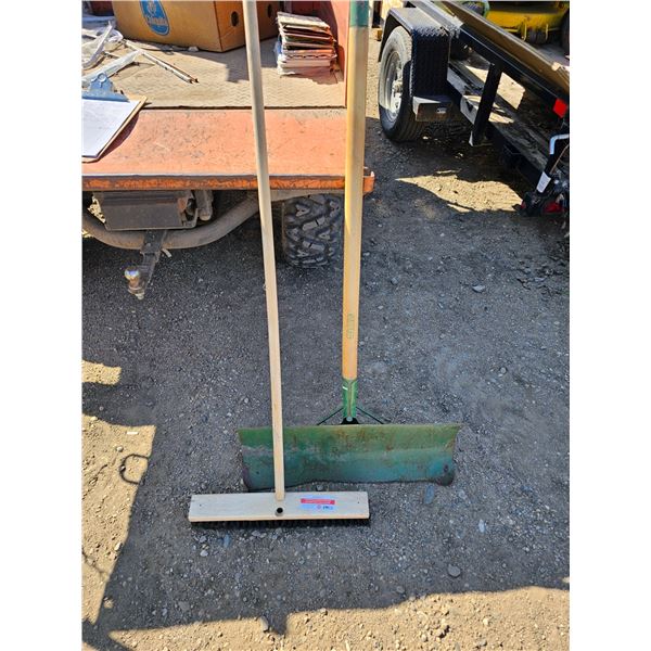 Shovel/Push Broom
