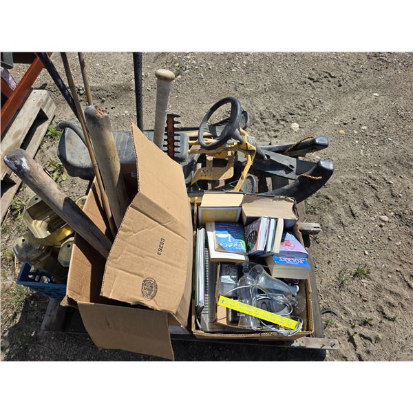 Pallet of misc items