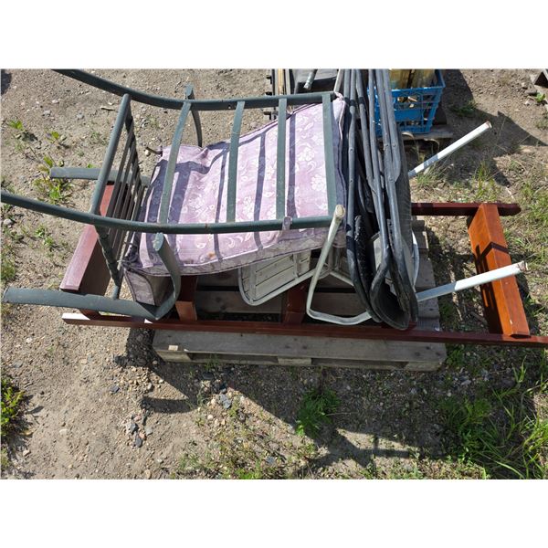 Pallet of misc items