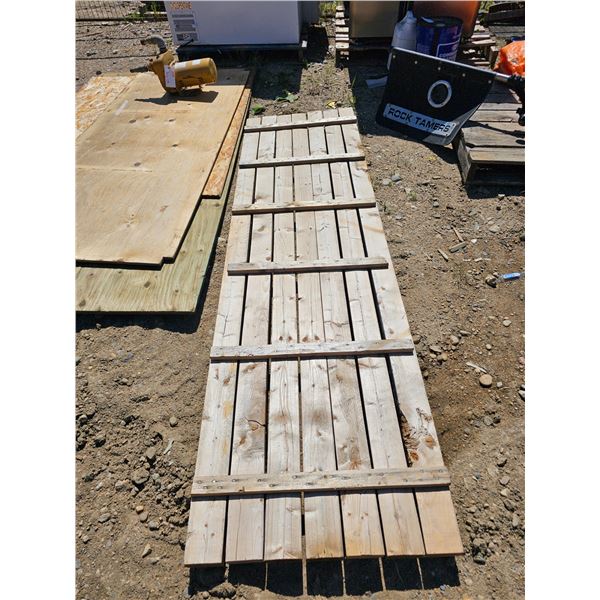 Wooden Ramp 92x26