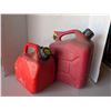 Image 1 : (2) Gas Jerry Cans (1) 10 Liters (1) 5 Liters