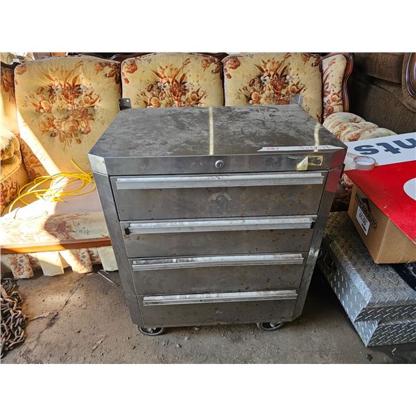 26.5x18x34" Rolling Toolbox w/ Tools