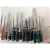 Image 4 : Lot of Full of Screw drivers, and screw driver Bits