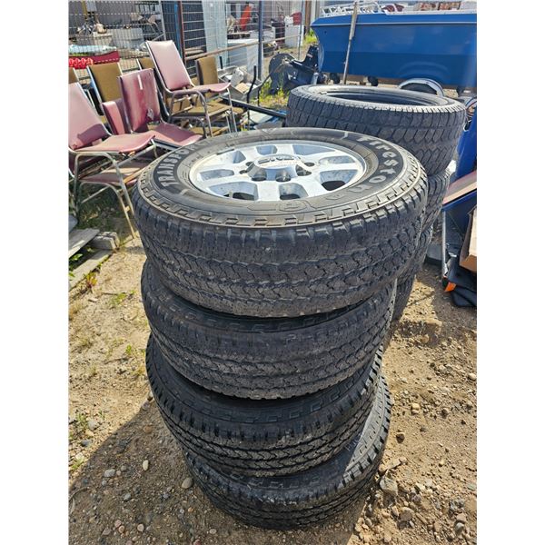 18" GMC 8 Bolt Rims & LT265/70R18 Tires