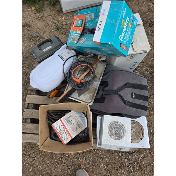 Pallet of misc items