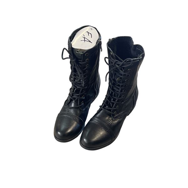 Elizabeth Anne Shoes "Rouge" Black Size 8.5