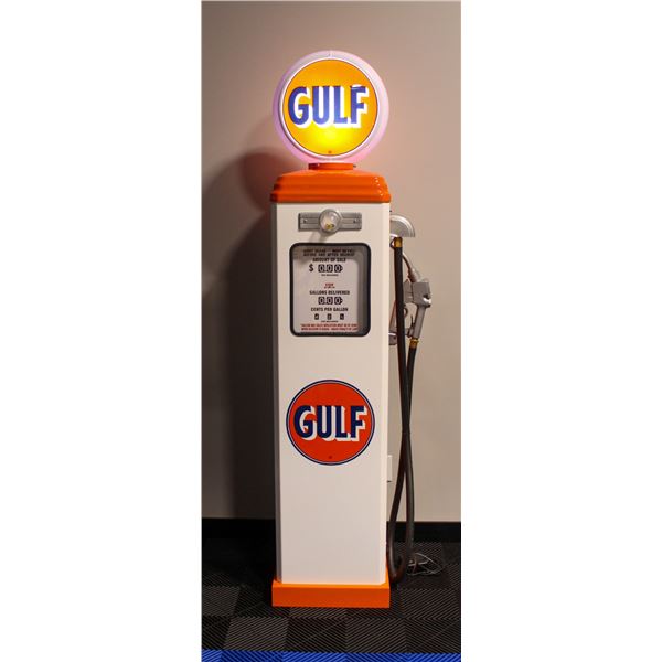 REPRODUCTION GULF GAS PUMP