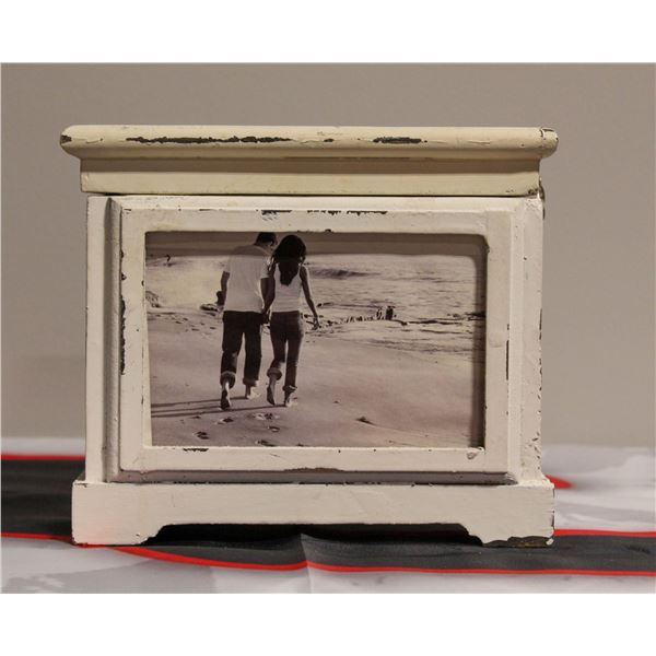 WOODEN CHEST PICTURE FRAME