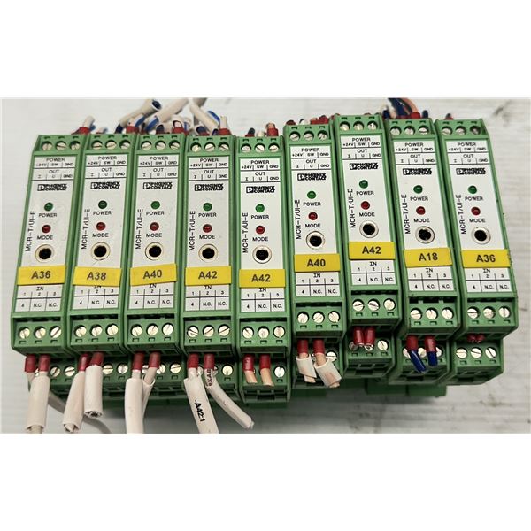 Lot of (9) Phoenix Contact #2814113 / MCR-T-UI-E Temperature Measuring Transducers