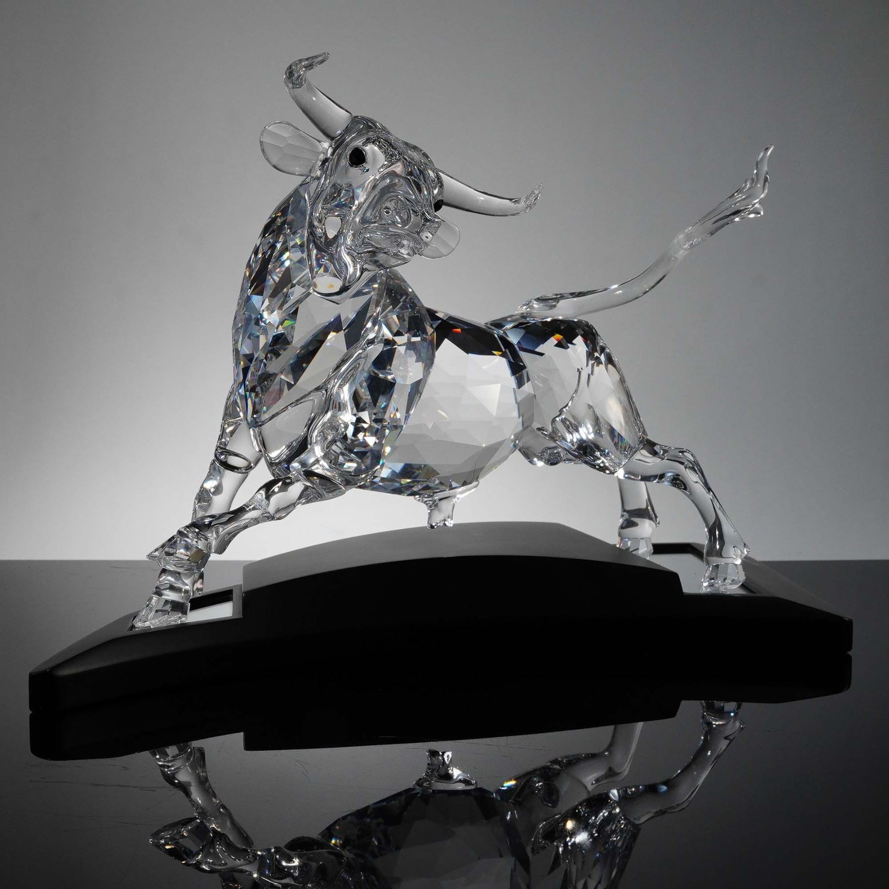 Swarovski Crystal Figurine, Limited Edition Bull with Base and Case
