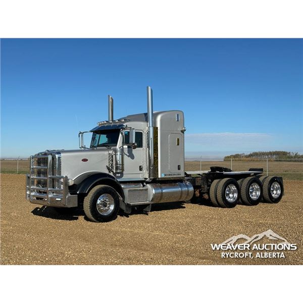 2022 PETERBILT 367 TRI DRIVE SLEEPER TRUCK TRACTOR