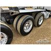Image 59 : 2022 PETERBILT 367 TRI DRIVE SLEEPER TRUCK TRACTOR