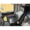 Image 8 : 2022 PETERBILT 367 TRI DRIVE SLEEPER TRUCK TRACTOR