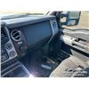 Image 10 : 2015 FORD F350 LARIAT CREW CAB PICKUP TRUCK
