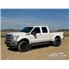 Image 1 : 2015 FORD F350 LARIAT CREW CAB PICKUP TRUCK
