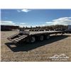 Image 4 : 2013 DYNAWELD LB52-38 TRI/A LOWBED TRAILER