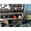 Image 26 : 2013 KENWORTH T800 TRI DRIVE SLEEPER WINCH TRACTOR
