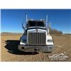 Image 87 : 2013 KENWORTH T800 TRI DRIVE SLEEPER WINCH TRACTOR