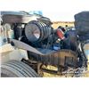Image 11 : 2006 INTERNATIONAL 4200 VT365 S/A DUMP TRUCK