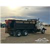 Image 3 : 2007 INTERNATIONAL 7400 SBA T/A DUMP/SANDER TRUCK