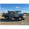 Image 2 : 1995 INTERNATIONAL 4700 S/A SERVICE TRUCK