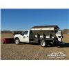Image 4 : 2002 FORD F450 XL REGULAR CAB S/A SANDER TRUCK