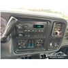 Image 17 : 2004 GMC SIERRA 2500HD REGULAR CAB PICKUP