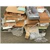 Image 9 : (12) PACKAGES OF LAMINATE FLOORING