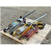 Image 2 : ASSORTED SHOP JACKS W/CHAIN HOIST