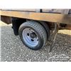 Image 28 : 1999 FORD F450 REGULAR CAB FLATBED DUALLY TRUCK