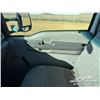 Image 9 : 1999 FORD F450 REGULAR CAB FLATBED DUALLY TRUCK