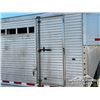 Image 26 : 2001 SOUTHLAND 24 FT. T/A LIVESTOCK TRAILER