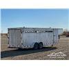 Image 3 : 2001 SOUTHLAND 24 FT. T/A LIVESTOCK TRAILER